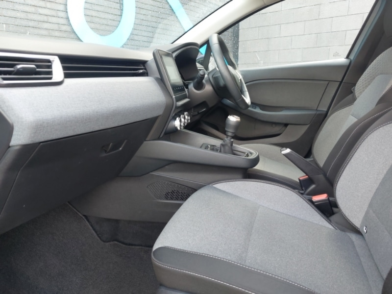 Used Renault Clio 2024 for sale - 77624559: Photo 5