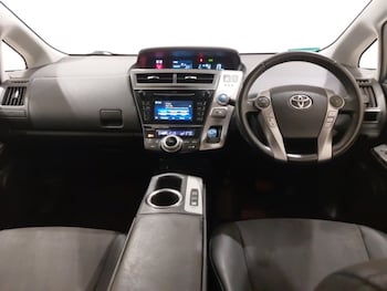 Used Toyota Prius+ 2020 for sale - 76070766: Photo
