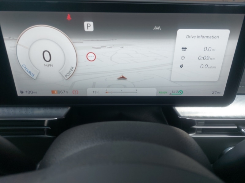 Used Genesis GV60 2025 for sale - 76515401: Photo 11