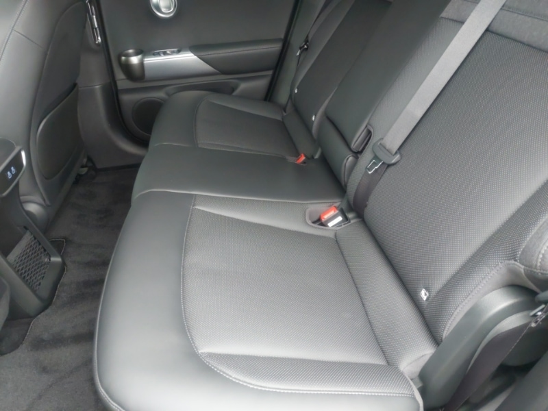 Used Genesis GV60 2025 for sale - 76515401: Photo 6