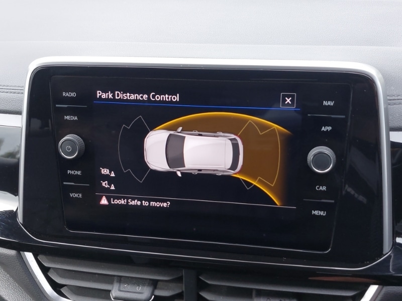 Used Volkswagen T-Roc 2022 for sale - 76664182: Photo 11