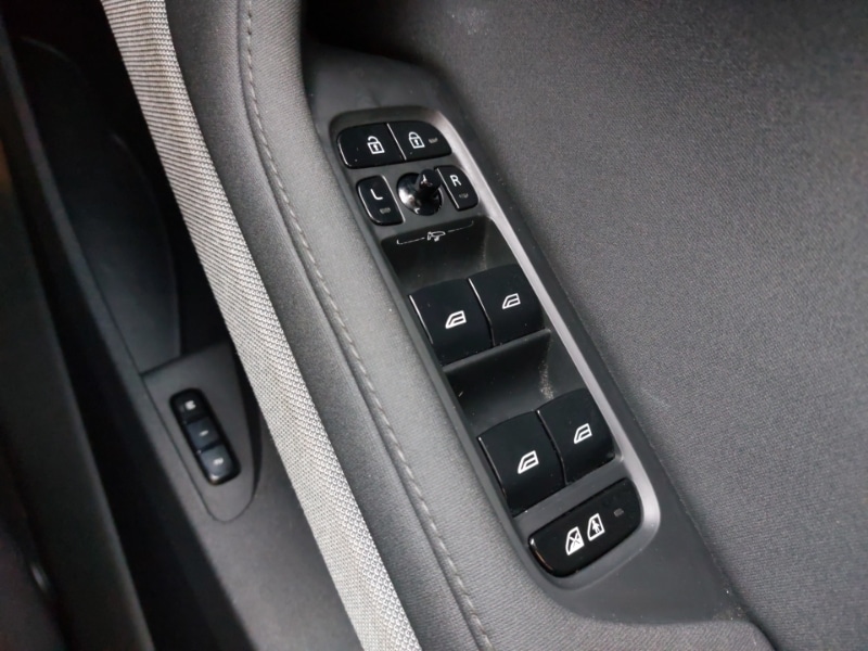 Used Polestar Polestar 2 2023 for sale - 76383469: Photo 12