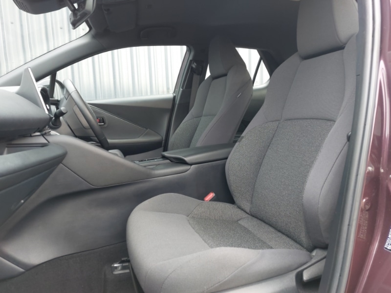 Used Toyota C-HR 2024 for sale - 77752252: Photo 5