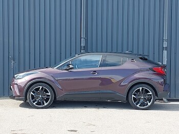 Used Toyota C-HR 2023 for sale - 78219846: Photo