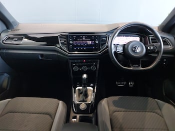 Used Volkswagen T-Roc 2020 for sale - 76778869: Photo