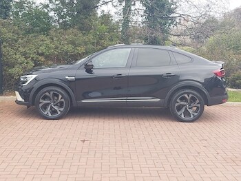 Used Renault Arkana 2023 for sale - 78127229: Photo