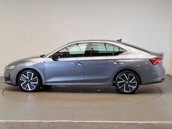 Used Skoda Octavia 2025 for sale - 78269858: Photo