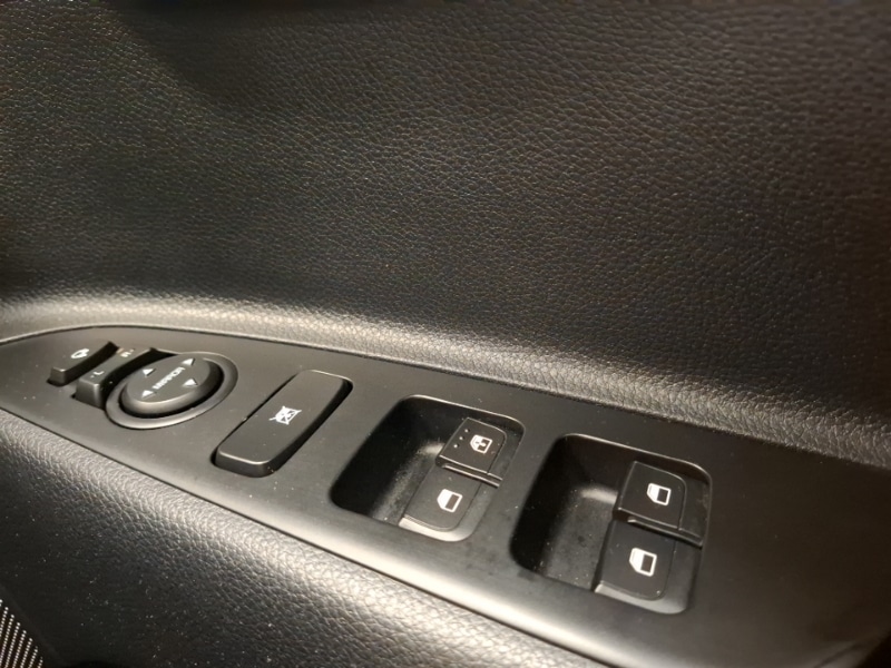 Used Kia Stonic 2022 for sale - 76779019: Photo 12