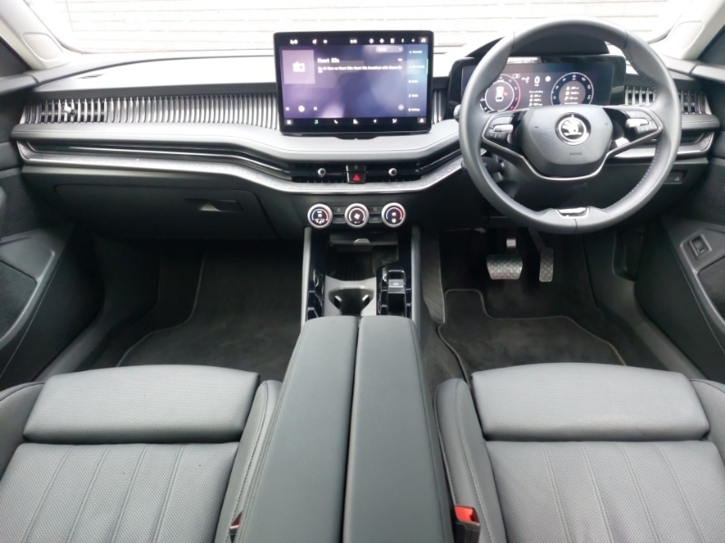 Used Skoda Superb 2024 for sale - 76459530: Photo 2