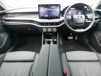 Used Skoda Superb 2024 for sale - 76459530: Photo