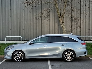 Used Kia Ceed 2023 for sale - 78337284: Photo