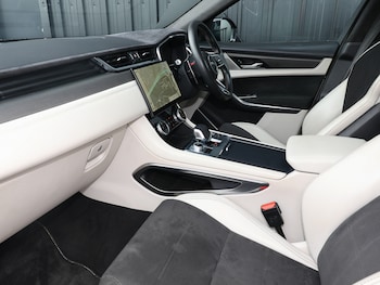 Used Jaguar F-Pace 2022 for sale - 79545856: Photo