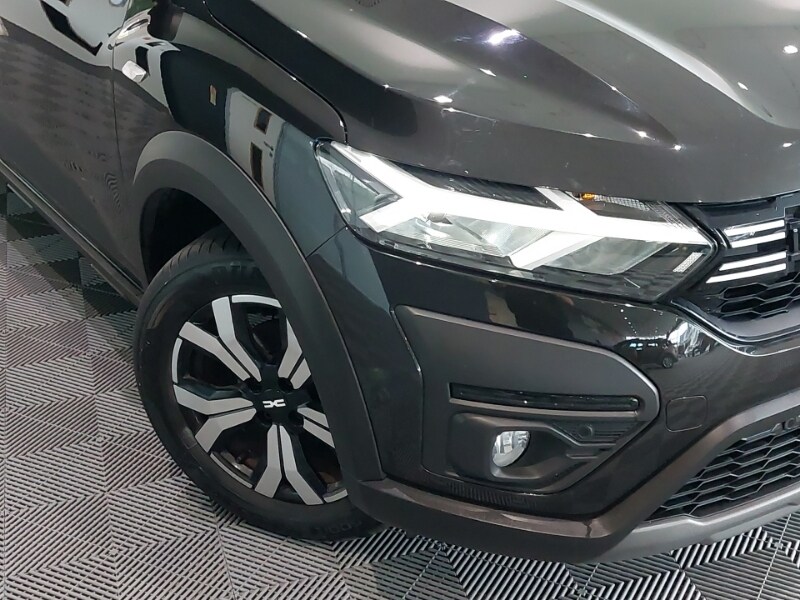 Used Dacia Sandero Stepway 2023 for sale - 76619303: Photo 9