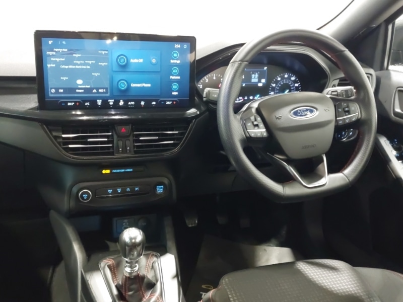 Used Ford Focus 2023 for sale - 76837856: Photo 10