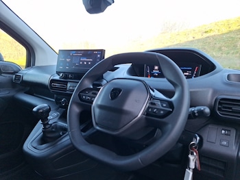Used Peugeot Partner 2024 for sale - 75674611: Photo
