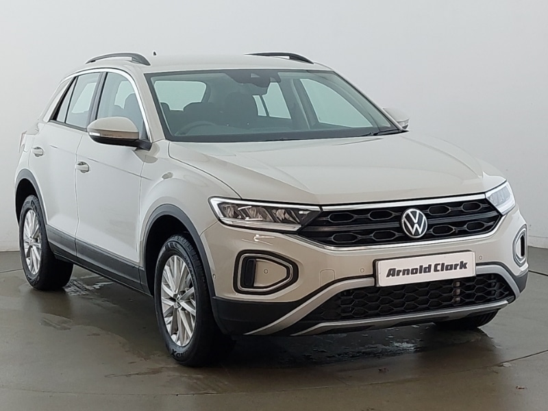 Used Volkswagen T-Roc 2023 for sale - 77338738: Photo 1