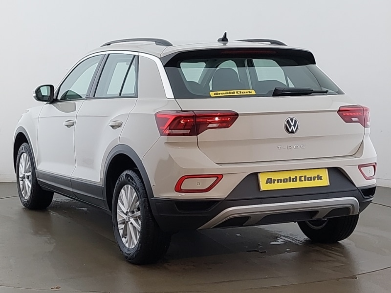 Used Volkswagen T-Roc 2023 for sale - 77338738: Photo 3