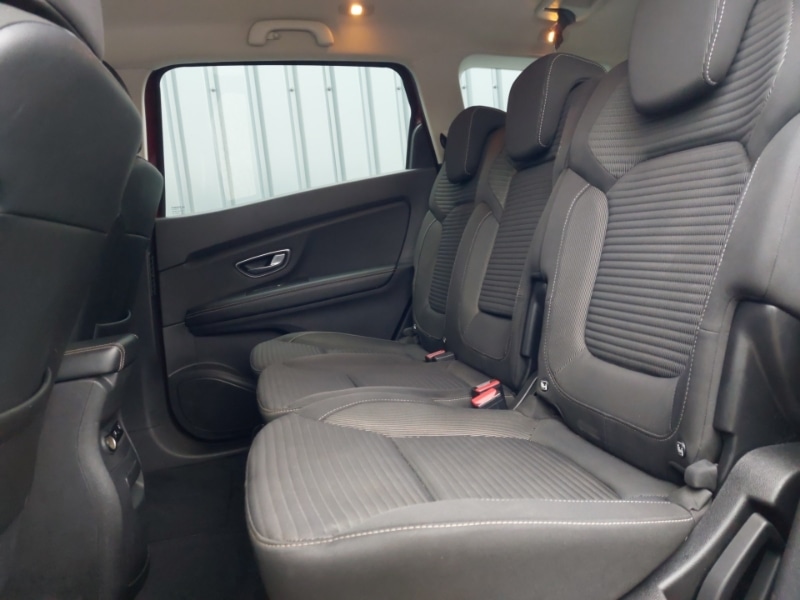 Used Renault Grand Scenic 2020 for sale - 76619361: Photo 6