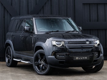 Used Land Rover Defender 2023 for sale - 79252972: Photo