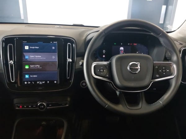 Used Volvo XC40 2024 for sale - 76293713: Photo 5
