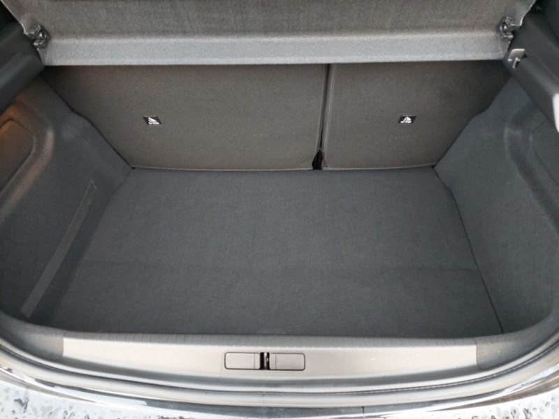 Used Peugeot 208 2022 for sale - 77190213: Photo 8