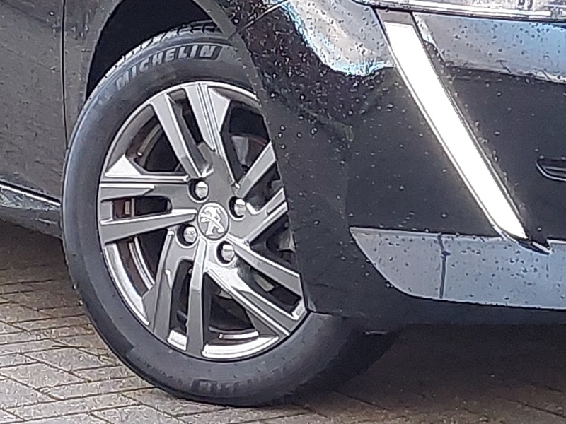 Used Peugeot 208 2022 for sale - 77190213: Photo 9