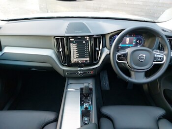 Used Volvo XC60 2024 for sale - 77214367: Photo