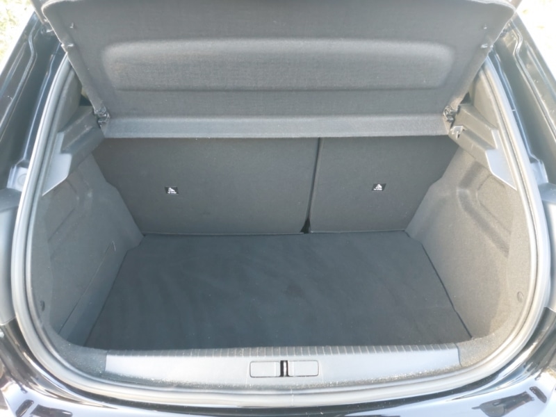 Used Peugeot 208 2023 for sale - 76713896: Photo 8