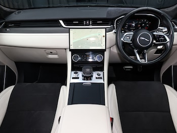 Used Jaguar F-Pace 2022 for sale - 77987403: Photo