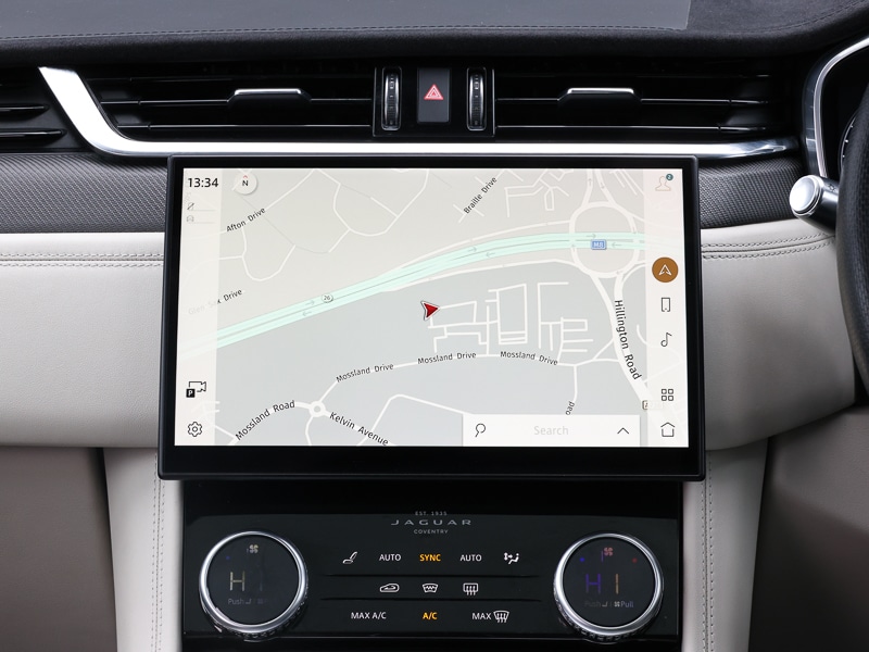 Used Jaguar F-Pace 2022 for sale - 77987403: Photo 8