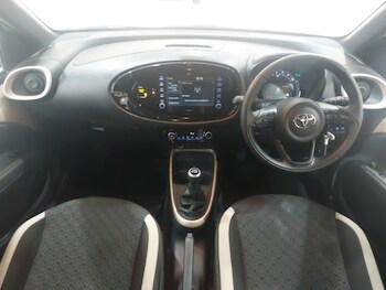 Used Toyota Aygo X 2023 for sale - 77847760: Photo