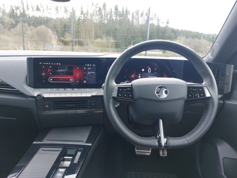 Used Vauxhall Astra 2025 for sale - 78184040: Photo 2