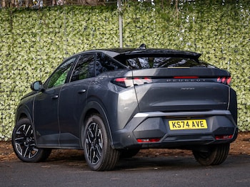 Used Peugeot 3008 2024 for sale - 76912400: Photo