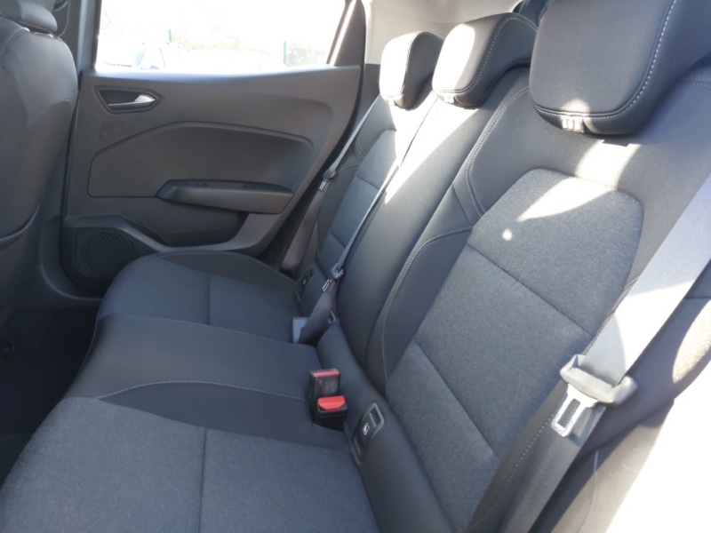 Used Renault Clio 2022 for sale - 76948022: Photo 6