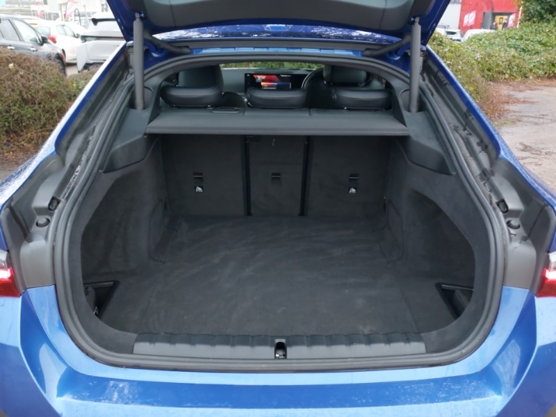 Used BMW i4 2022 for sale - 77423854: Photo 8