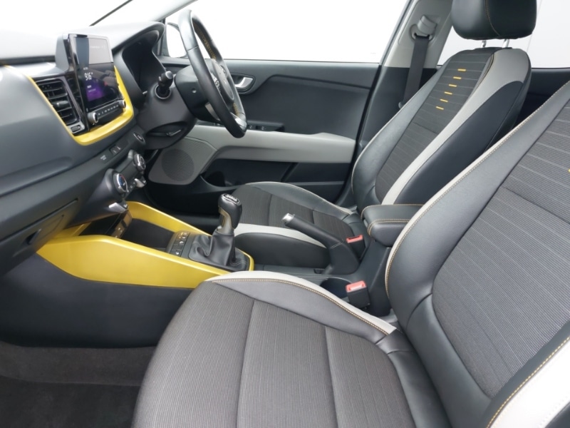 Used Kia Stonic 2023 for sale - 76639873: Photo 5