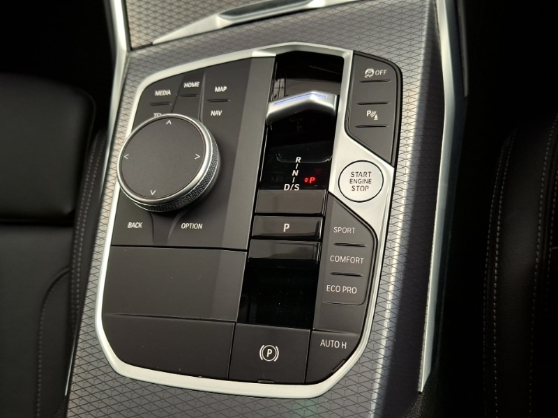 Used BMW 3 Series 2024 for sale - 77228945: Photo 12