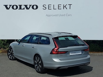 Used Volvo V90 2025 for sale - 79356050: Photo