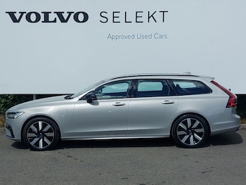 Used Volvo V90 2025 for sale - 79356050: Photo