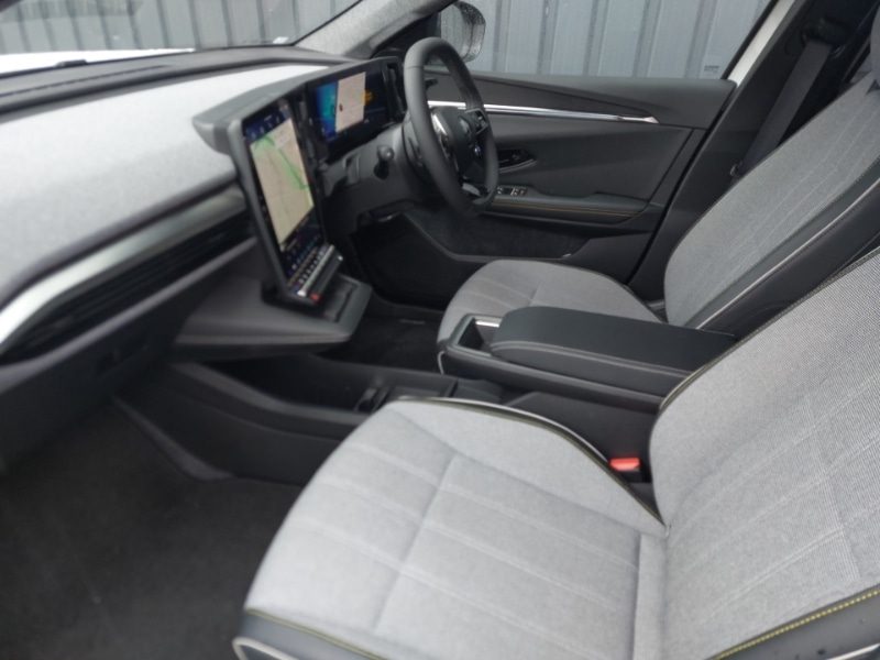 Used Renault Scenic E-Tech 2024 for sale - 76320988: Photo 5