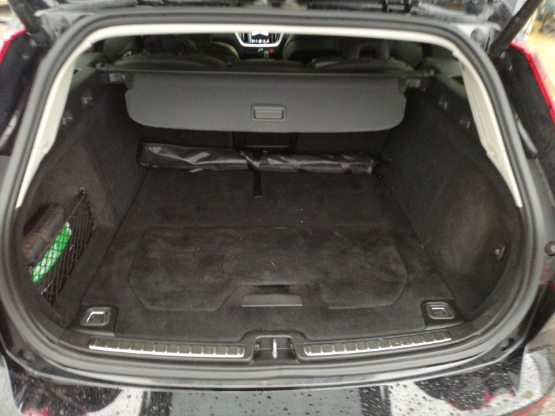 Used Volvo V60 2022 for sale - 77115766: Photo 8