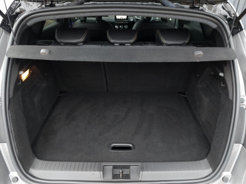 Used Renault Captur 2023 for sale - 76451665: Photo 8