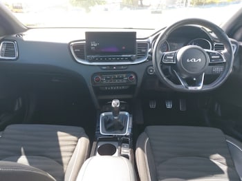 Used Kia Pro Ceed 2023 for sale - 78567423: Photo