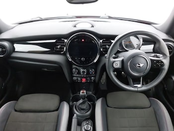 Used MINI Hatch 2022 for sale - 76321105: Photo 2
