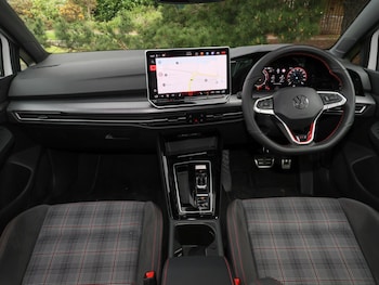 Used Volkswagen Golf 2025 for sale - 79025637: Photo