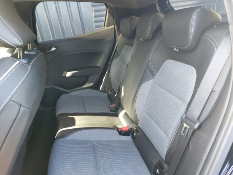 Used Renault Clio 2024 for sale - 77956196: Photo 6