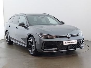 Used Volkswagen Passat 2025 for sale - 78724030: Photo