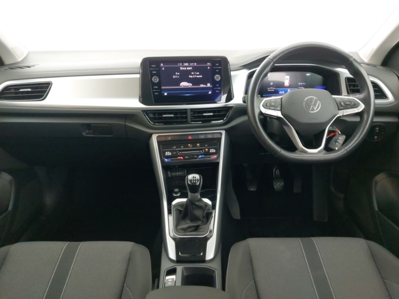 Used Volkswagen T-Roc 2023 for sale - 77395539: Photo 2