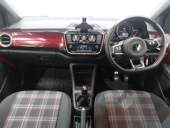 Used Volkswagen up! 2020 for sale - 76225707: Photo 2