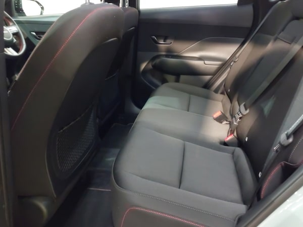 Used Hyundai KONA 2025 for sale - 76320880: Photo 6